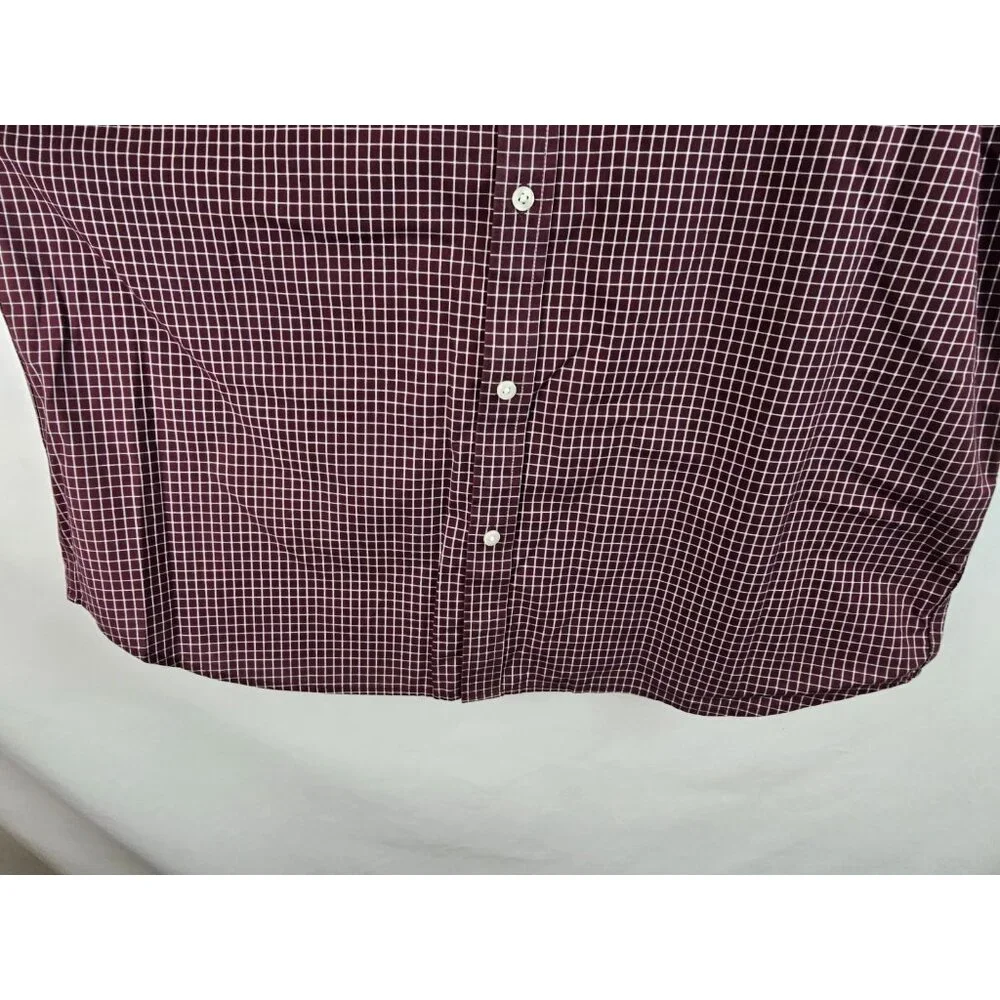 L.L. Bean Men's Shirt Size Large Reg Burgundy Plaid Short Sleeve Button Down Top
